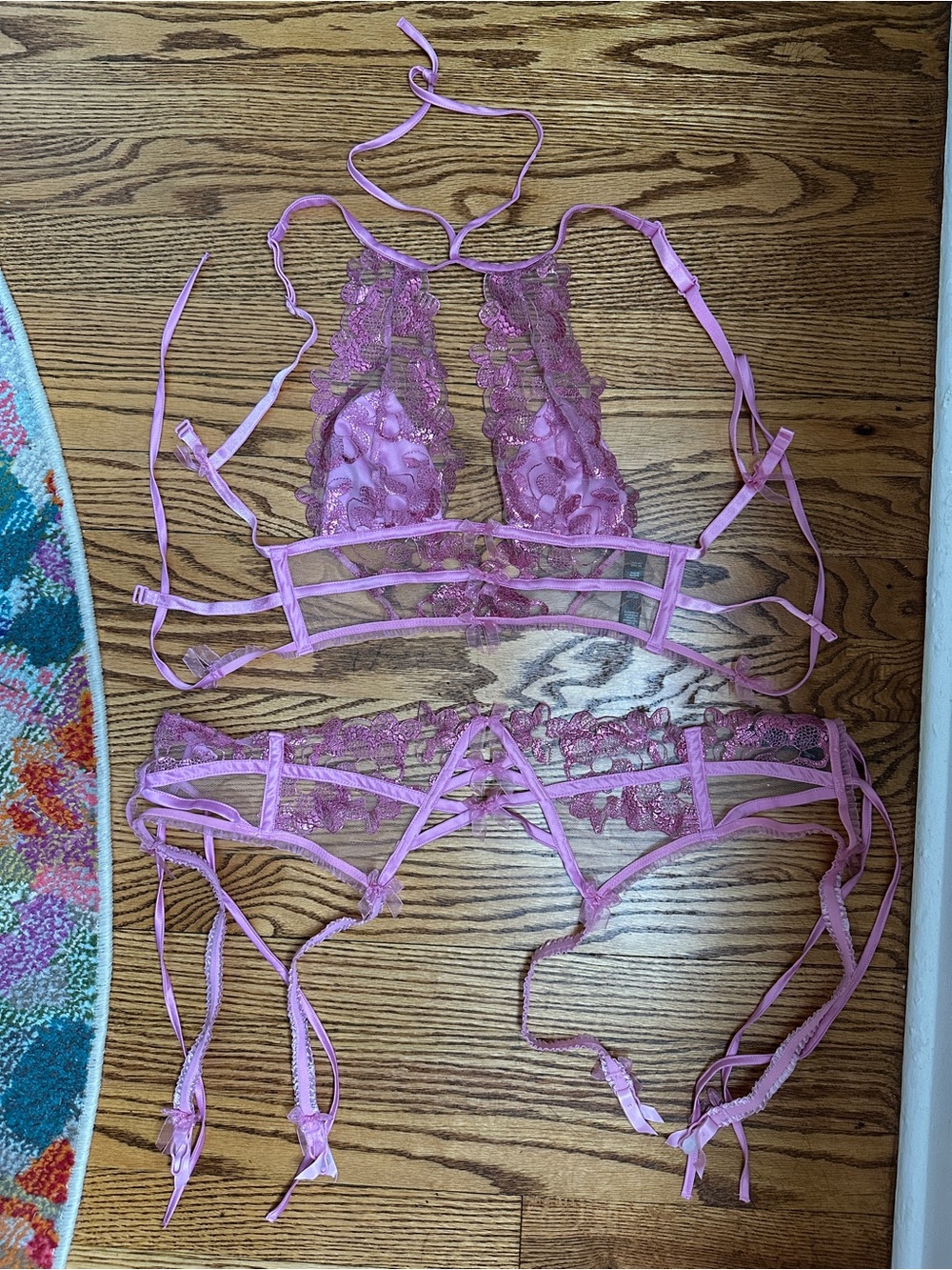 Victoria’s Secret Lace Halter Bralette & Garter Set - Pink